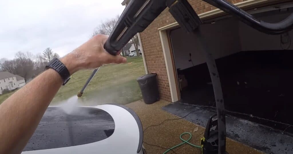 How to Remove Water Spots From Your Car How to Remove Water Spots From Your Car